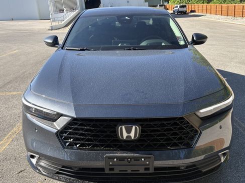 Used 2024 Honda Accord Touring image 3