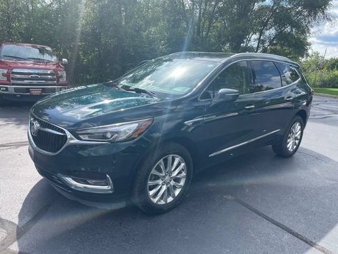Used 2019 Buick Enclave Premium AWD/4WD image 3