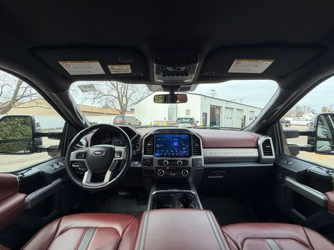 Used 2022 Ford F250 Platinum AWD/4WD image 19
