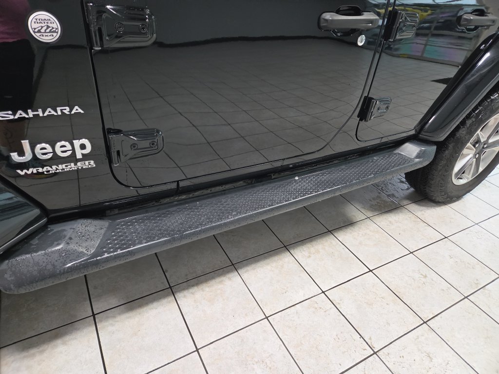 Used 2020 Jeep Wrangler Unlimited Sahara AWD/4WD image 22