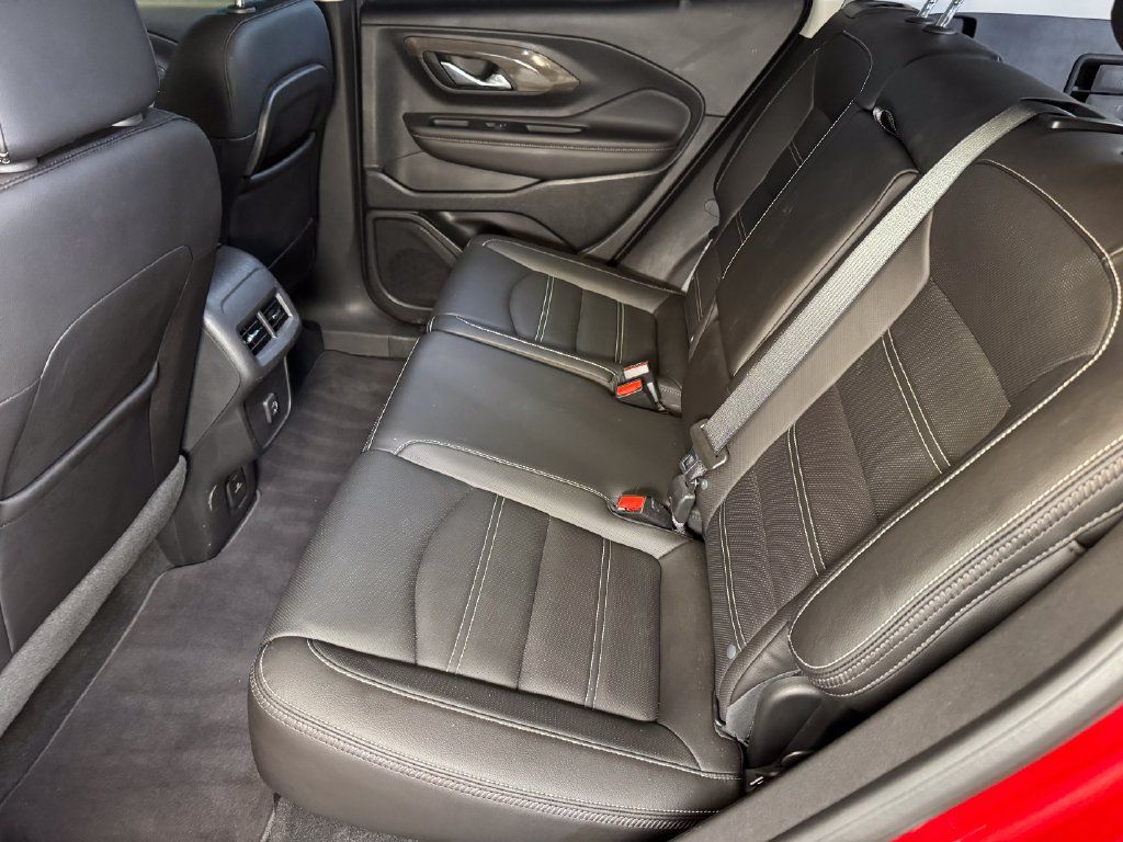 Used 2023 GMC Terrain Denali AWD/4WD image 21