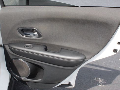 Used 2022 Honda HR-V EX image 26