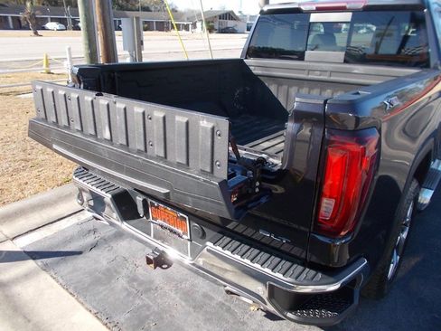 Used 2023 GMC Sierra 1500 SLT w/ SLT Premium Plus Package image 14