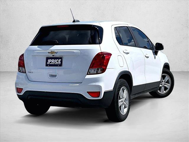 Used 2021 Chevrolet Trax LS w/ Tint and Cruise Package FWD image 2