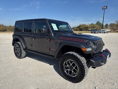 Used 2024 Jeep Wrangler Unlimited Rubicon image 7
