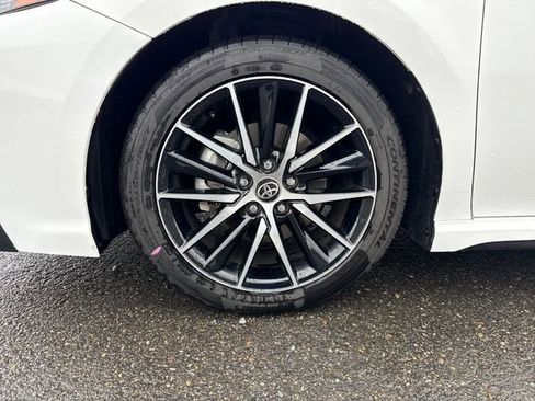 Used 2021 Toyota Camry SE w/ Audio Upgrade Package image 30