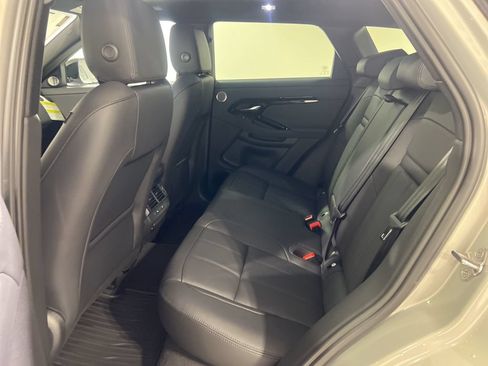 Used 2026 Land Rover Range Rover Evoque Dynamic SE AWD/4WD image 22
