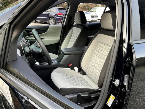 Certified 2024 Chevrolet Equinox LS image 19