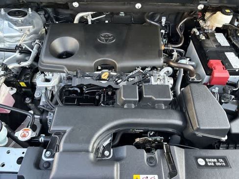 Used 2024 Toyota RAV4 LE FWD image 15