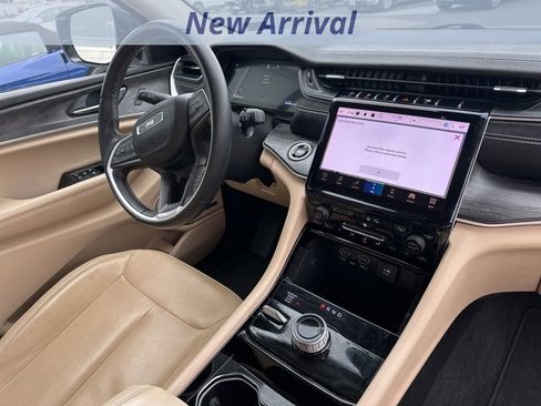 Used 2021 Jeep Grand Cherokee L Limited image 6