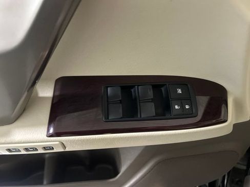 Used 2019 Lexus GX 460 Premium w/ Premium Package AWD/4WD image 13