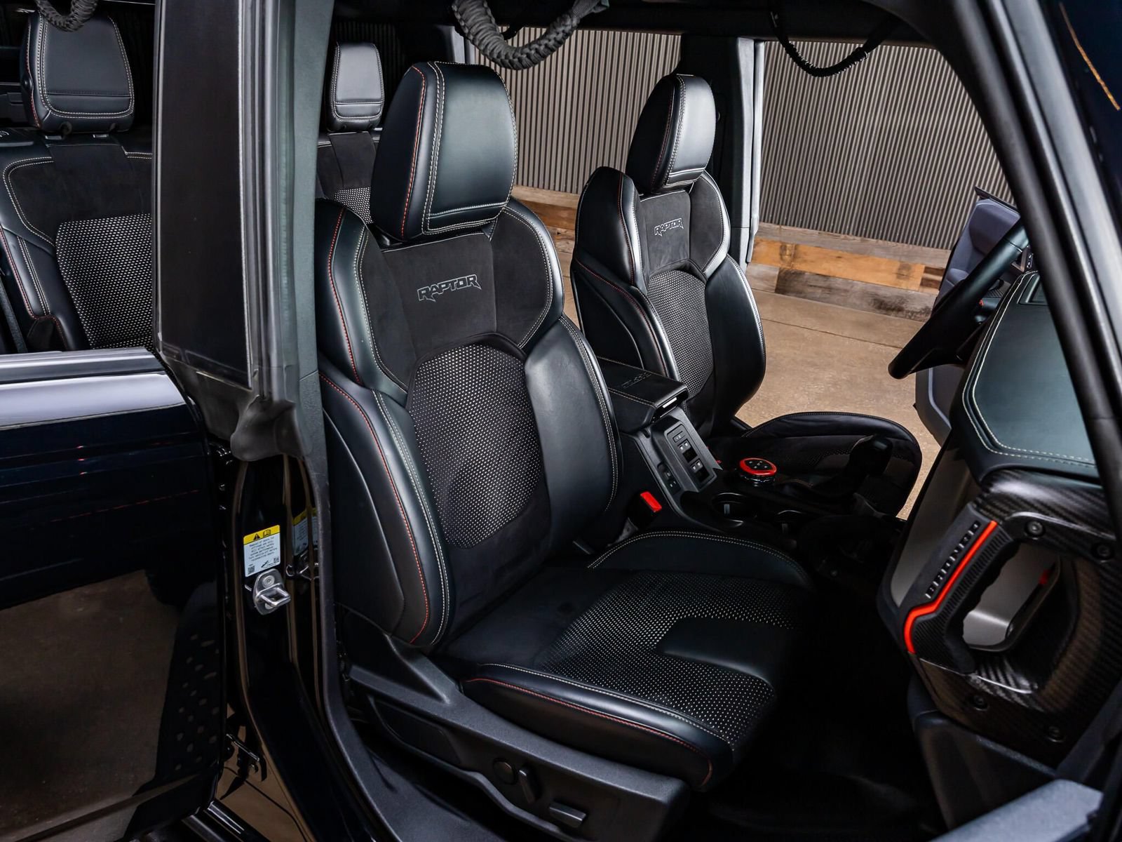 Used 2023 Ford Bronco Raptor AWD/4WD image 32