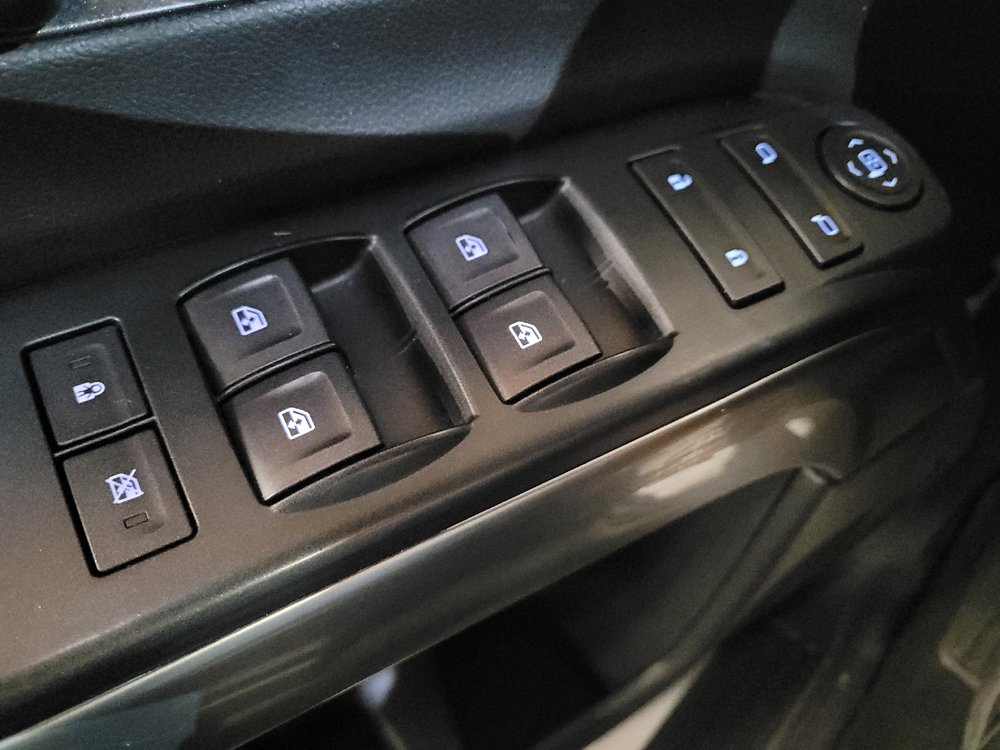 Used 2018 Chevrolet Silverado 1500 LT w/ All Star Edition AWD/4WD image 27