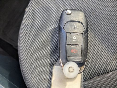 Used 2022 Ford Maverick XL image 33