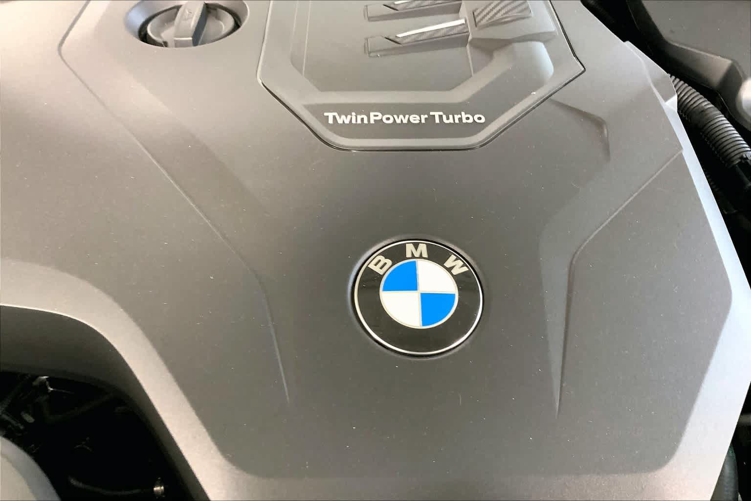Used 2024 BMW 230i xDrive Coupe w/ Premium Package AWD/4WD image 17