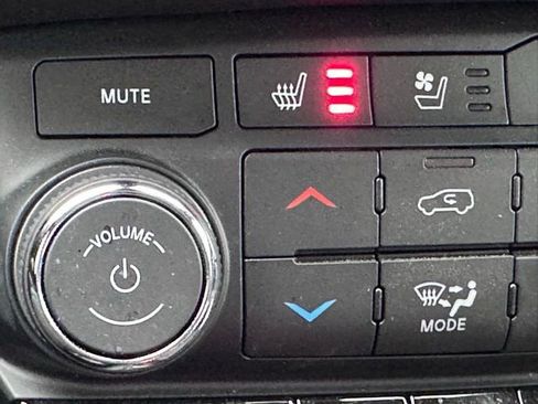 Used 2022 Dodge Durango R/T w/ Blacktop Package image 22