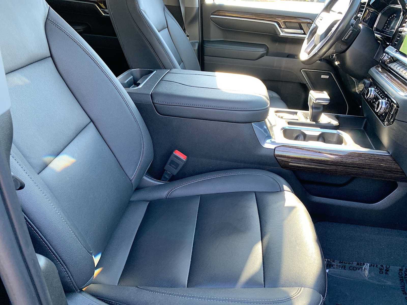 Used 2023 GMC Sierra 1500 Elevation w/ Elevation Premium Package AWD/4WD image 29