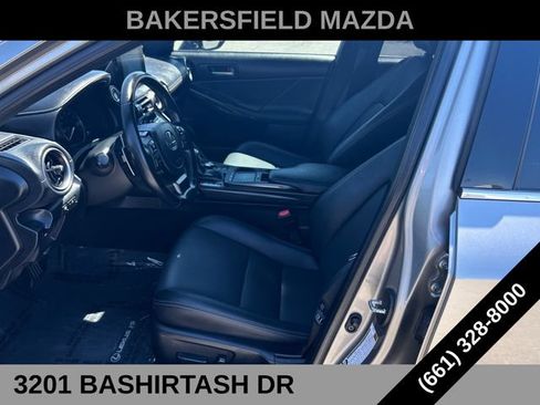 Used 2022 Lexus IS 300 RWD image 11