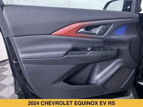 Certified 2024 Chevrolet Equinox EV RS FWD image 11
