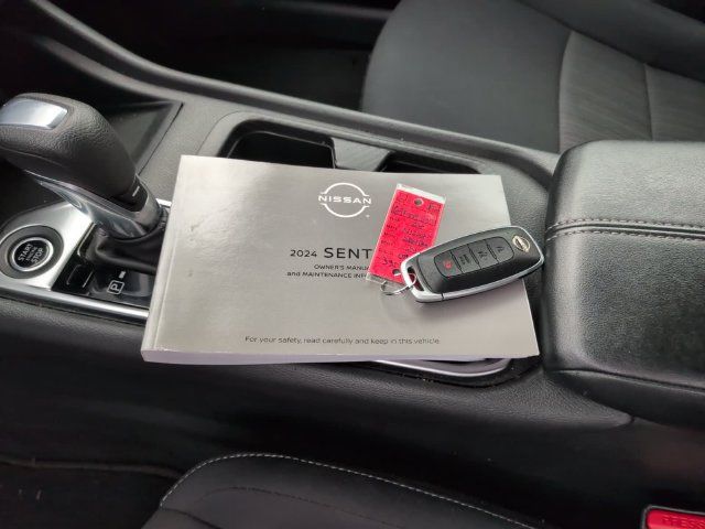 Used 2024 Nissan Sentra SV FWD image 14