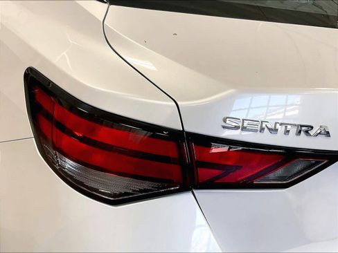 Certified 2025 Nissan Sentra SV FWD image 32