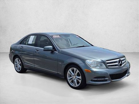 Used 2012 Mercedes-Benz C 250 Sedan image 3
