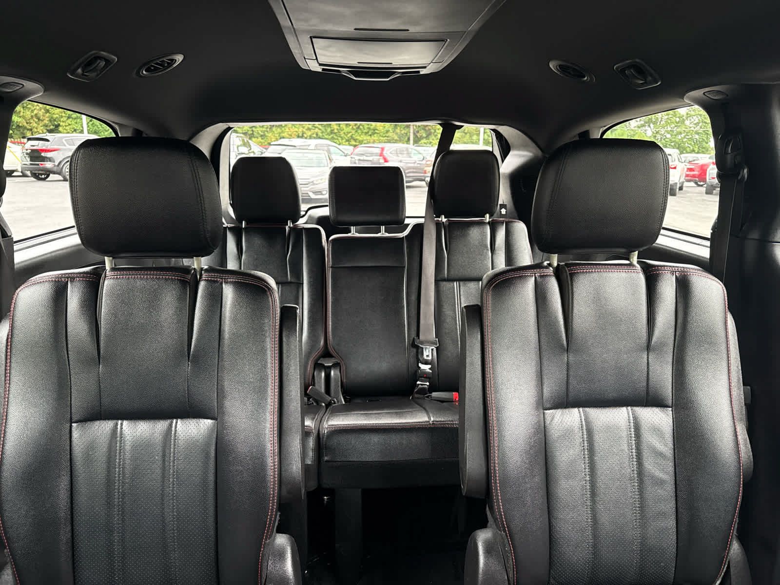 Used 2019 Dodge Grand Caravan GT FWD image 15