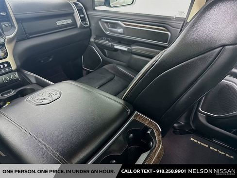 Used 2019 RAM 1500 Laramie AWD/4WD image 23