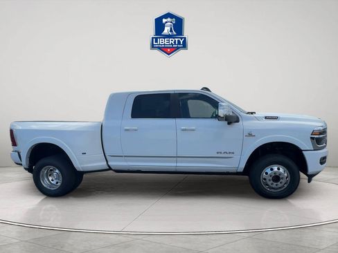 New 2026 RAM 3500 Limited AWD/4WD image 4