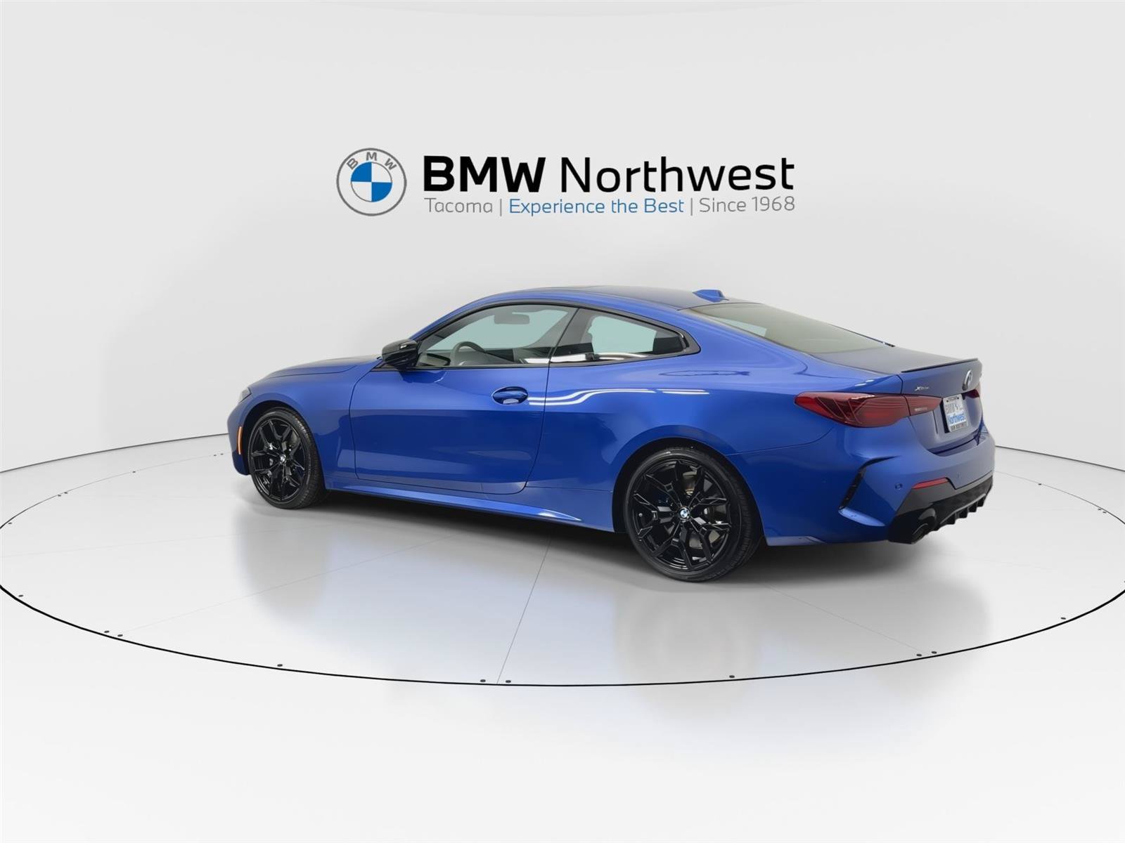 Used 2026 BMW 430i xDrive Coupe w/ M Sport Package AWD/4WD image 12