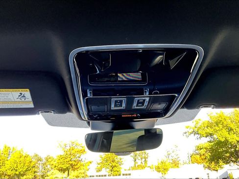 Used 2019 Land Rover Range Rover Sport HSE image 34
