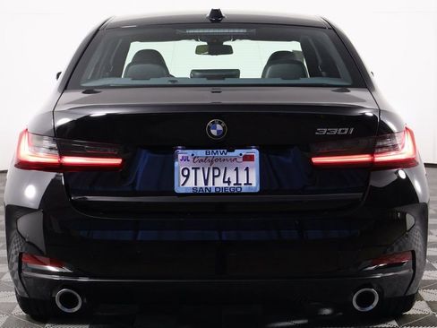 Used 2025 BMW 330i Sedan w/ Premium Package image 5