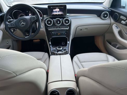 Used 2019 Mercedes-Benz GLC 300 image 28