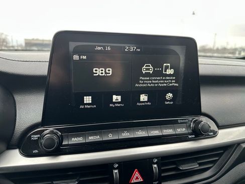 Used 2020 Kia Forte LXS image 16