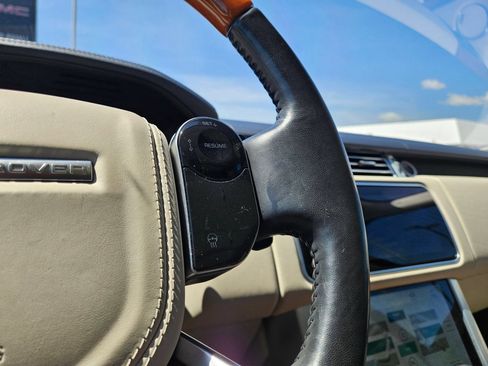 Used 2019 Land Rover Range Rover HSE AWD/4WD image 13
