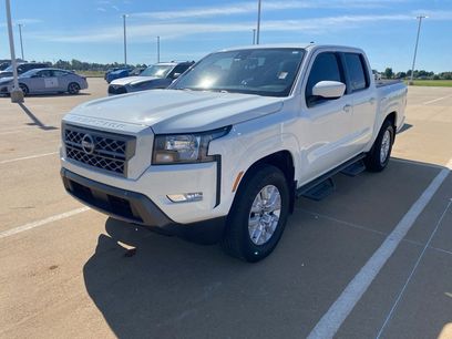 Used 2024 Nissan Frontier SV w/ SV Convenience Package