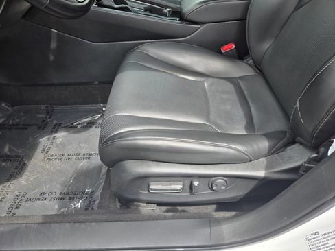 Used 2024 Honda Accord Sport image 11