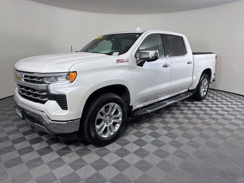 Used 2024 Chevrolet Silverado 1500 LTZ w/ LTZ Premium Package image 5