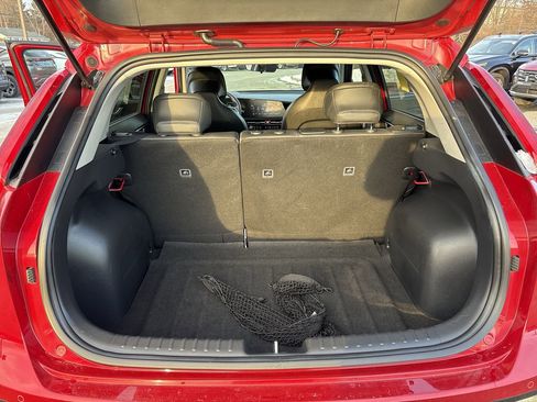 Used 2023 Kia Niro EX Touring image 24