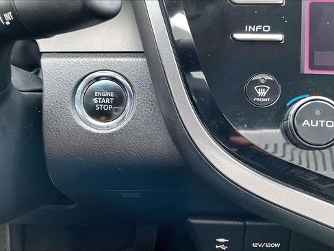 Used 2018 Toyota Camry XLE w/ Audio Package FWD image 23