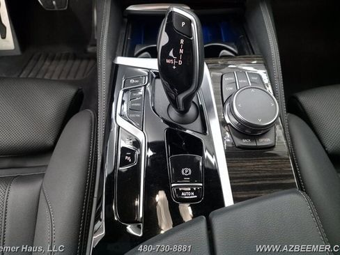 Used 2023 BMW 530e w/ M Sport Package RWD image 31