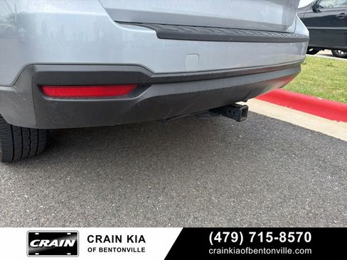 Used 2016 Subaru Forester 2.5i Premium w/ All-Weather Package AWD/4WD image 9