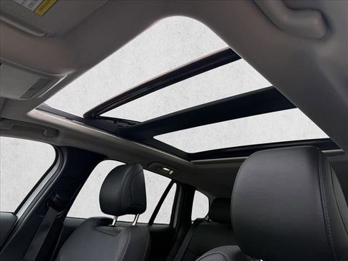 Used 2025 MAZDA CX-50 2.5 Hybrid w/ Premium Plus Pkg image 23