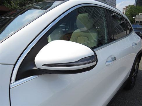 Used 2026 Mercedes-Benz GLA 250 4MATIC image 23