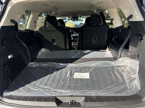 New 2025 Subaru Ascent Premium image 7