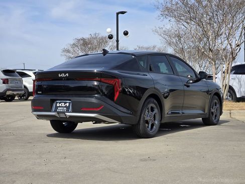 New 2026 Kia K4 FWD image 4