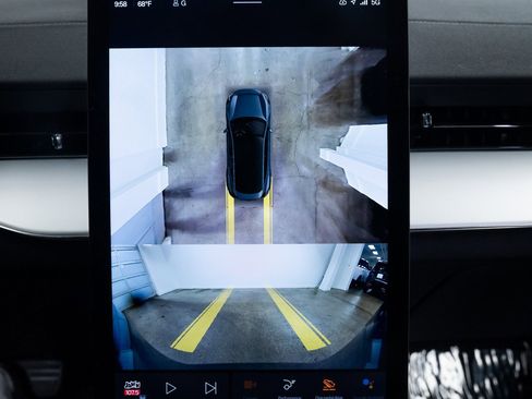 Used 2025 Polestar Polestar 3 image 13