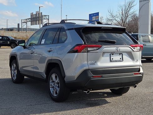 New 2025 Toyota RAV4 LE image 3