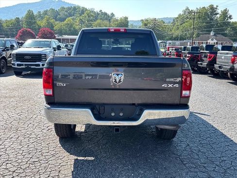 Used 2023 RAM 1500 Classic SLT AWD/4WD image 6