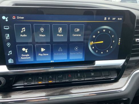 Used 2023 Chevrolet Silverado 1500 LTZ image 39